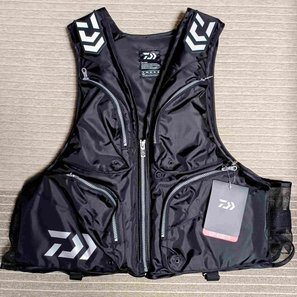 ダイワ・ライトフローティングベスト DF-6324