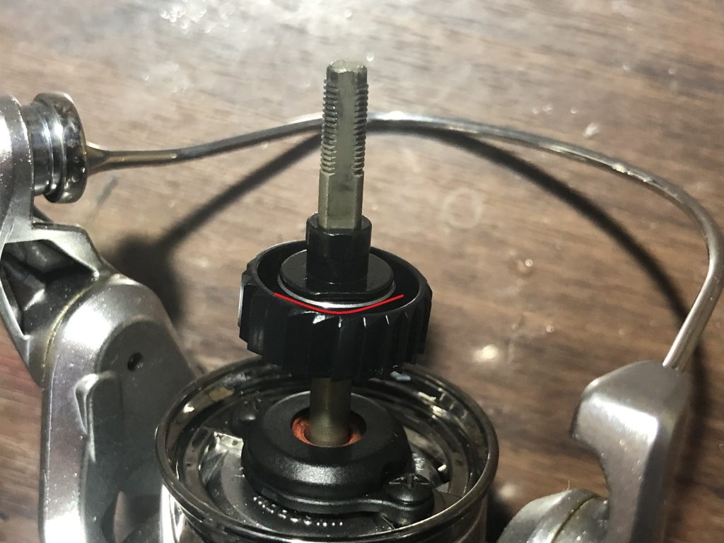 ドラグの内側についているボールベアリング