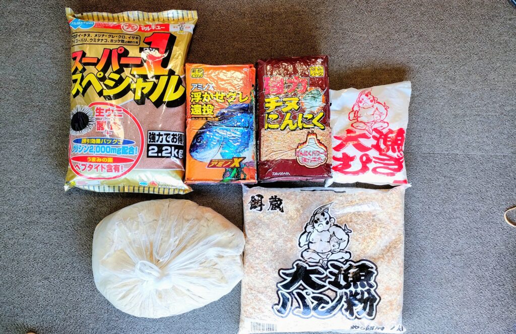 コマセレシピとしていくつか常備ステイます。当日のポイント、天気、水温により、配合を決めています。